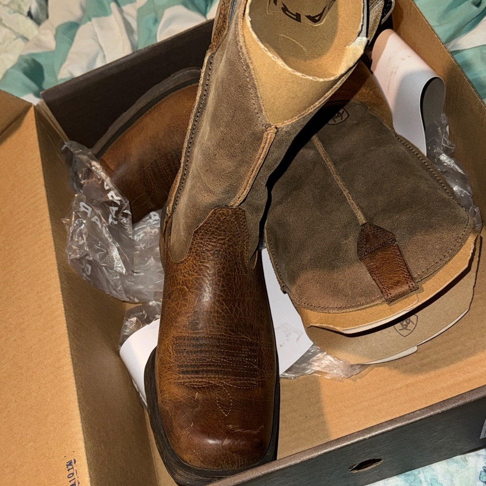 Ariat Men's Rambler Boots - Earth Brown Bomber - Picture 5 of 11